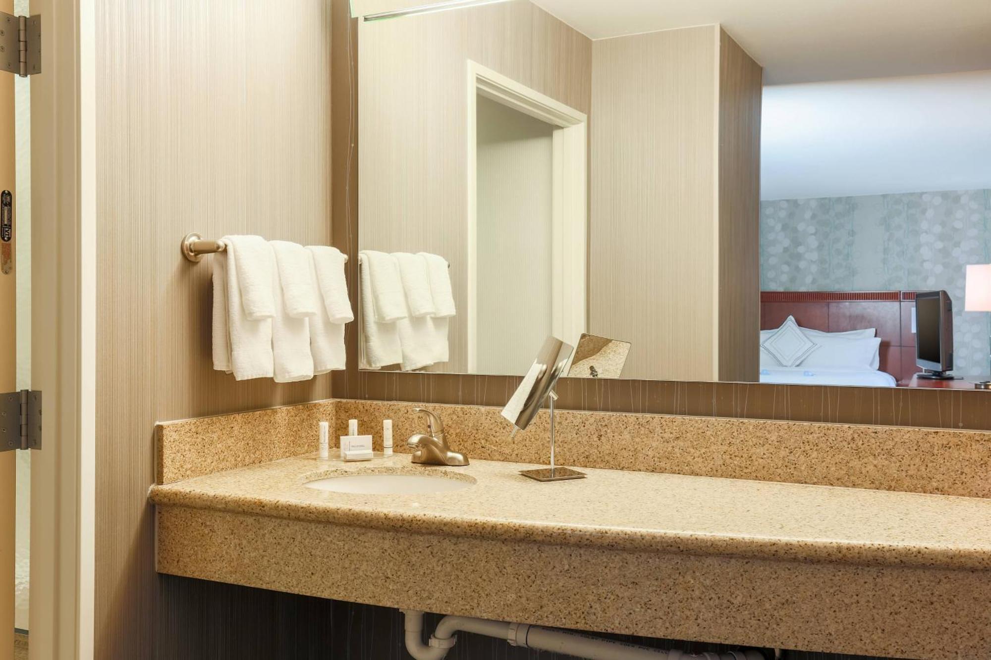 Courtyard By Marriott Las Vegas Stadium Area Exterior foto